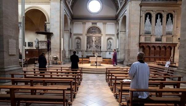 Bavarska će uskoro dopustiti održavanje misa, vjernici će morati nositi maske
