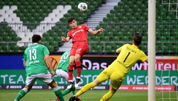 Bayer Leverkusen ubjedljivo slavio protiv Werdera i ostao u trci za Ligu prvaka