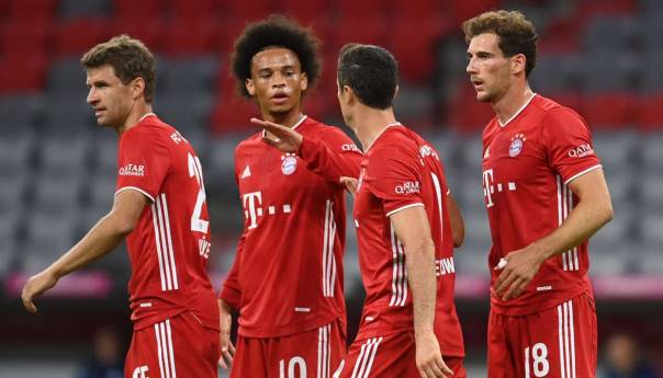 Bayern demolirao Schalke