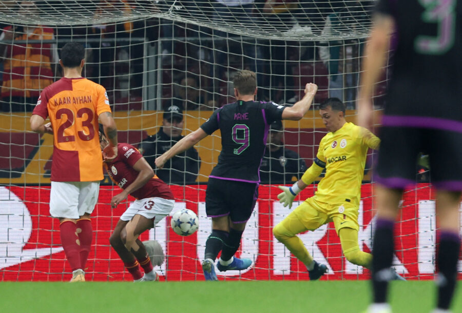 Bayern slavio u Istanbulu, Interu pobjeda protiv Salzburga