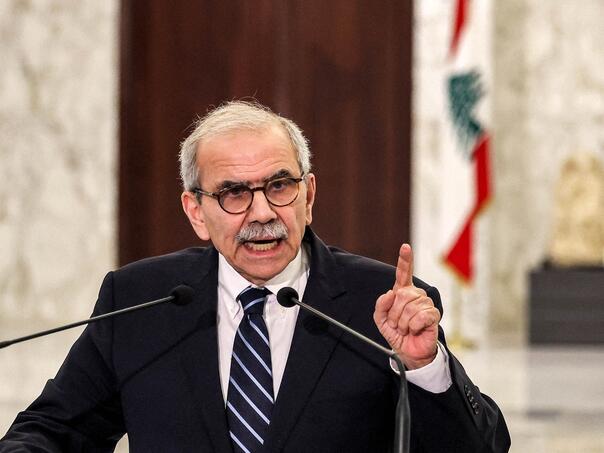 BBC: Libanski premijer zatečen u zraku tokom zatvaranja katarskog neba