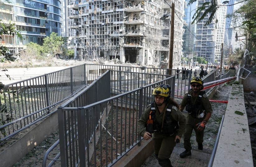 Video: Žestok napad Irana, Tel Aviv ozbiljno pogođen