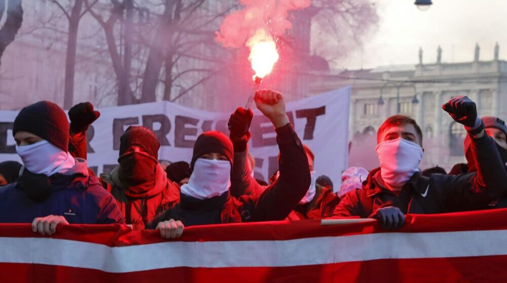 Beč: 40.000 ljudi na protestima protiv korona mjera