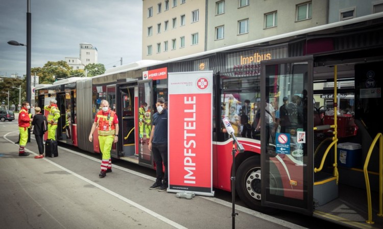 Beč: Vakcinacija u autobusima i shopping centrima