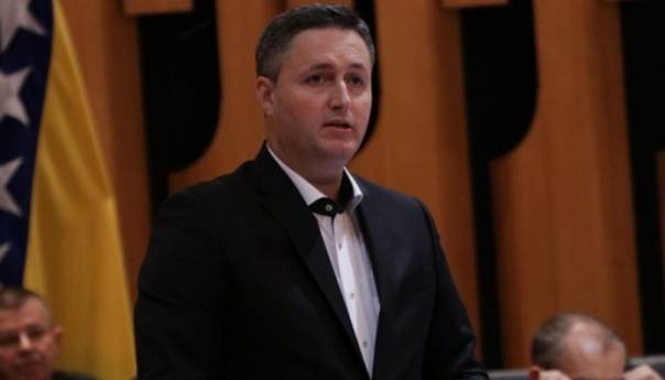 Bećirović: Broj stranih sudija treba povećati sa tri na šest