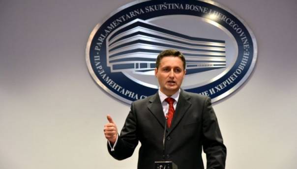 Bevanda blokiranjem budžeta krši Ustav i zakon