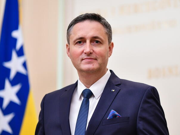 Bećirović čestitao Ismailu Barlovu na osvojenoj srebrenoj medalji u Parizu