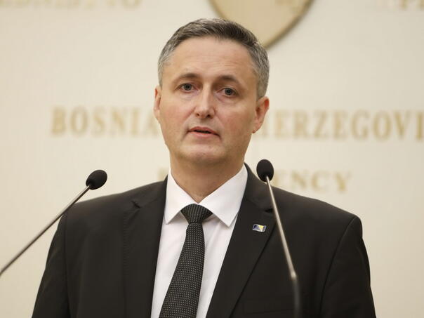 Bećirović danas u Vatikanu, prisustvovat će sahrani pape Franje