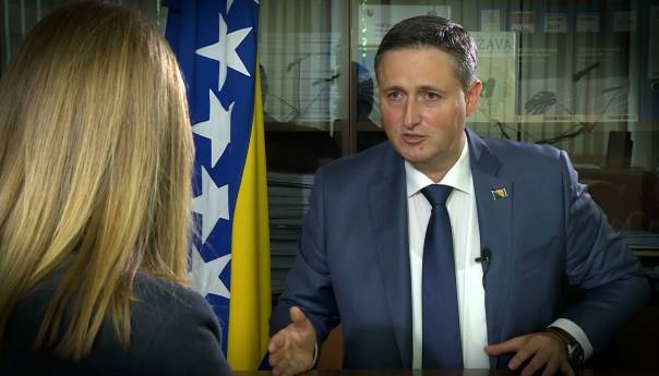 Bećirović: Dodikova politika može dovesti do ukidanja entiteta