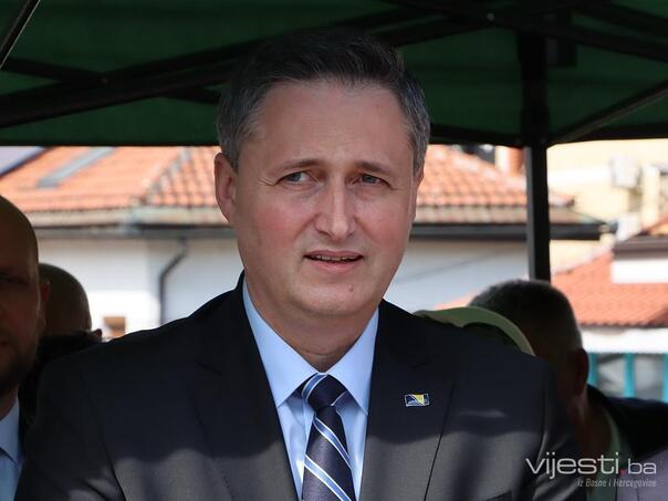 Bećirović: Glavni problem u BiH nije Dodik već Vučić