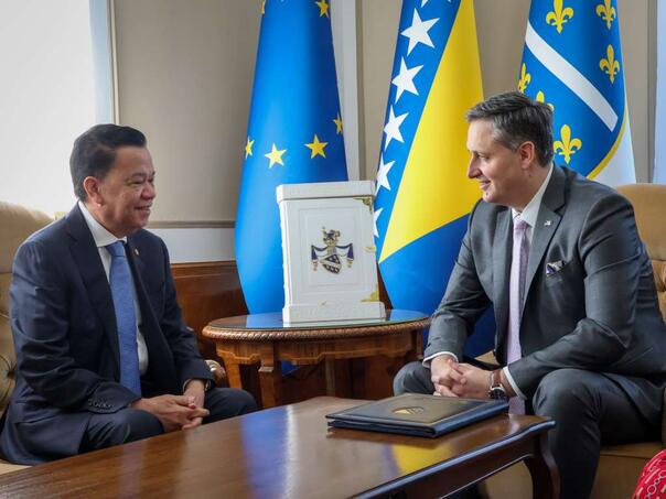 Bećirović: Hvala Indoneziji na podršci Rezoluciji o Srebrenici