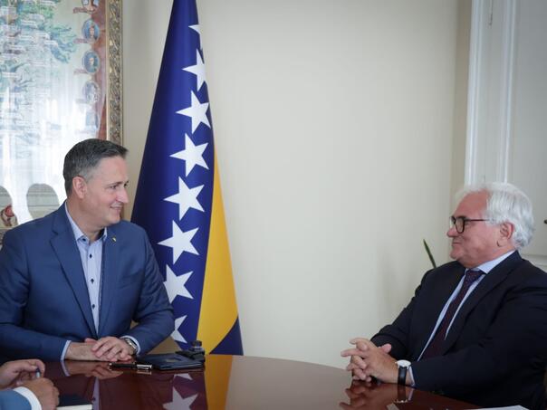 Bećirović i Grannas o evropskom putu, sigurnosti i suverenitetu