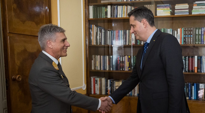 Bećirović i komandant EUFOR-a u BiH: Očuvanje stabilnog okruženja za sve građane