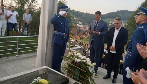 Komšić i Bećirović: Vječno pamtiti generala Nanića i bužimske heroje