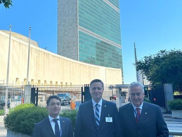 Bećirović i Lagumdžija uoči sjednice: Neka pobijedi istina!