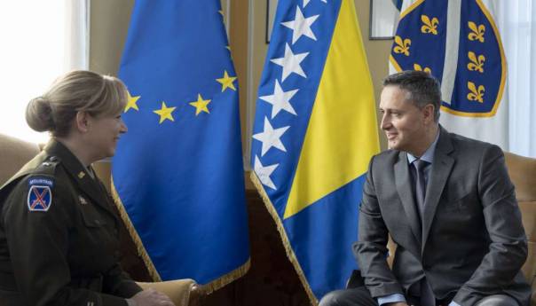 Bećirović i McGaha o ubrzanju NATO puta