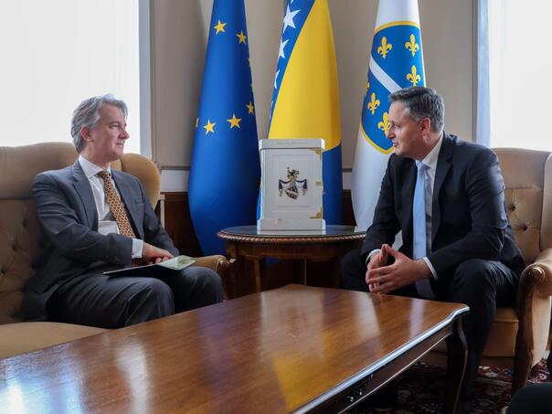 Bećirović i Reilly pozvali na hitnu reakciju za spas BHRT-a