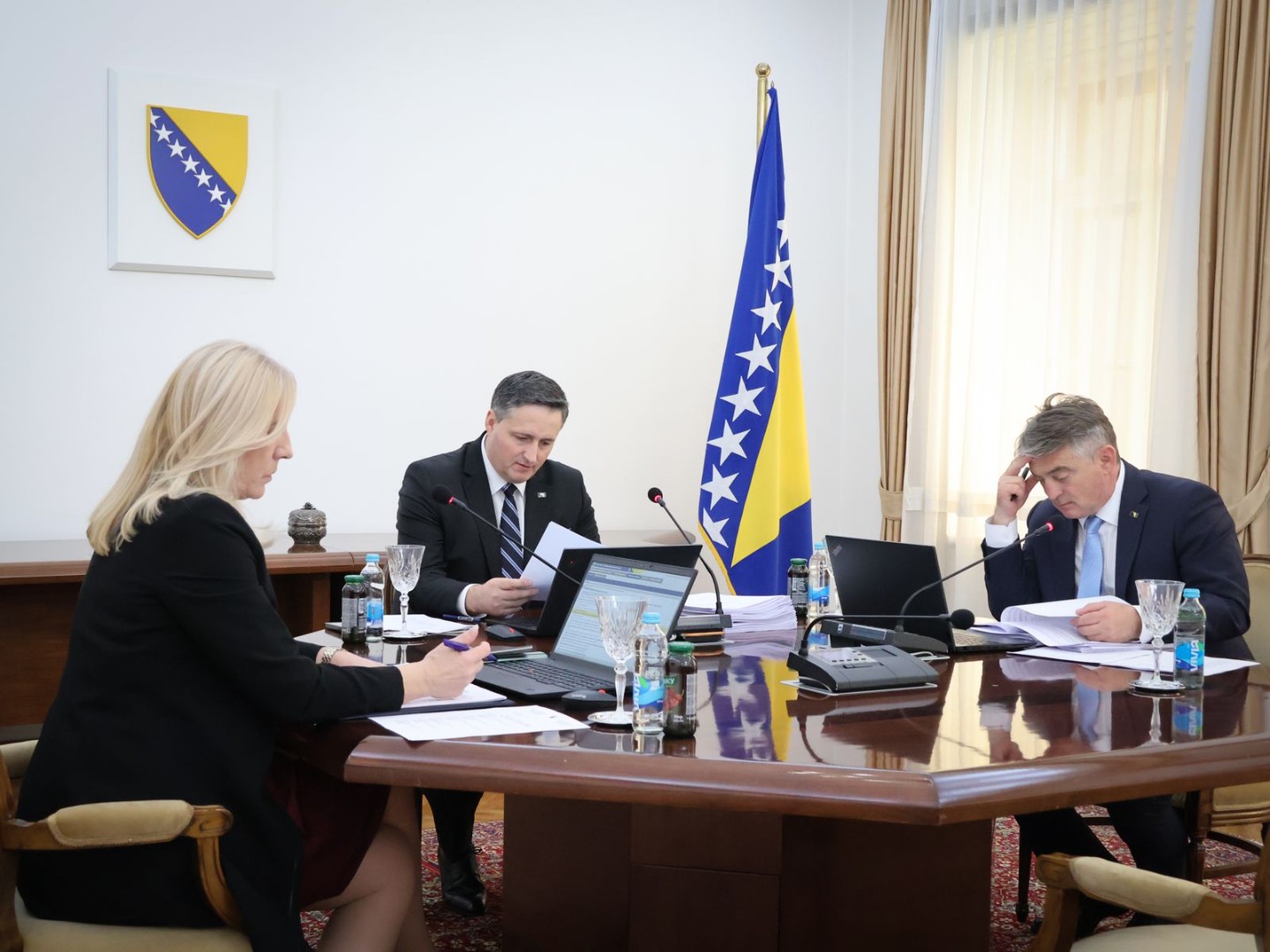 Bećirović inicirao vanrednu sjednicu za rješavanje pitanja kandidata za međunarodne pozicije