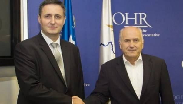 Bećirović Inzku: Zaustavite 'virus ekstremizma'