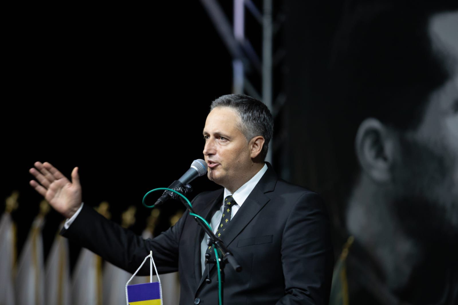 Bećirović iz junačkog Bužima poslao poruku Vučiću: Više od 1.000 godina mi ne klečimo...