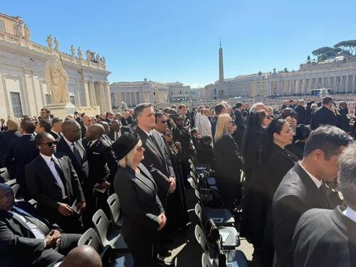 Bećirović iz Vatikana: Papa Franjo će nedostajati svima koji se bore za mir