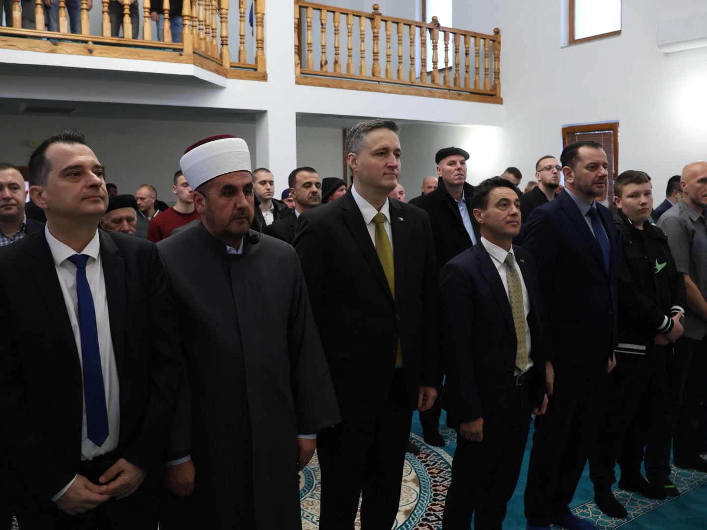 Bećirović klanjao bajram-namaz u Žepi: O značaju povratničkih zajednica u BiH