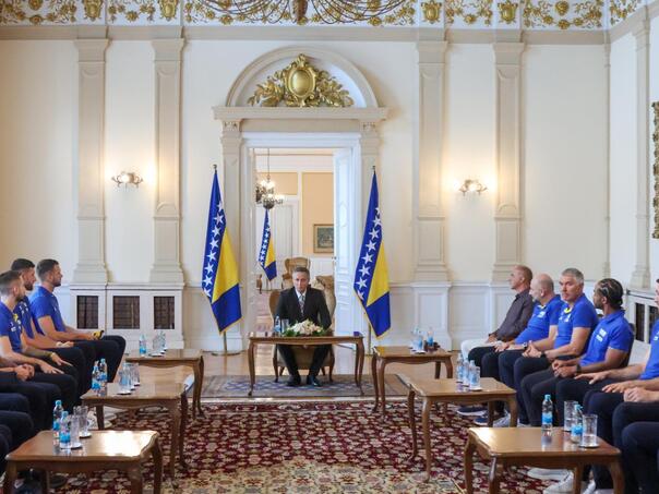 Bećirović: Košarkaška reprezentacija je ponos naše države