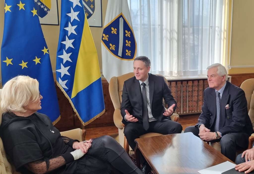 Bećirović - Mijatović: BiH niko ne može osporiti