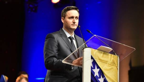 Bećirović: Milanović ide stranputicom tuđmanizma