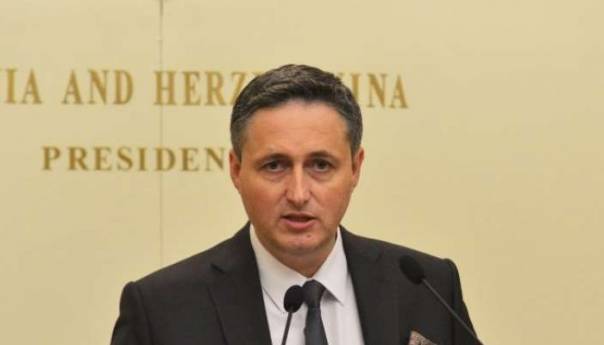 Bećirović najavio apelaciju ako NSRS usvoji Zakon o imovini