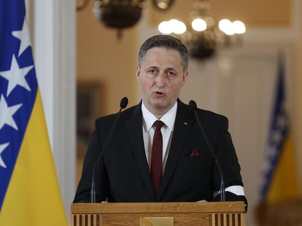 Bećirović najavio obraćanje medijima za sutra