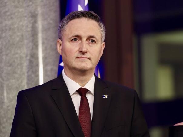 Bećirović o presudu Dodiku: Nedopustivi pritisci