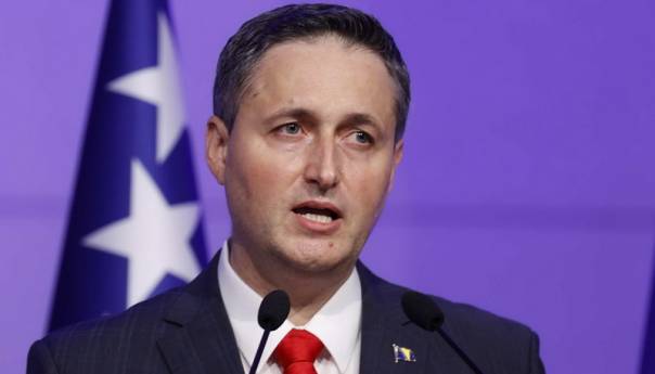 Bećirović odgovorio Dodiku: BiH ništa ne otima, imovina joj pripada