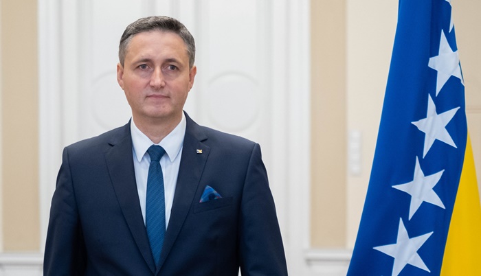 Bećirović odgovorio Kalabuhovu: Još je jasnije da smo dva različita svijeta