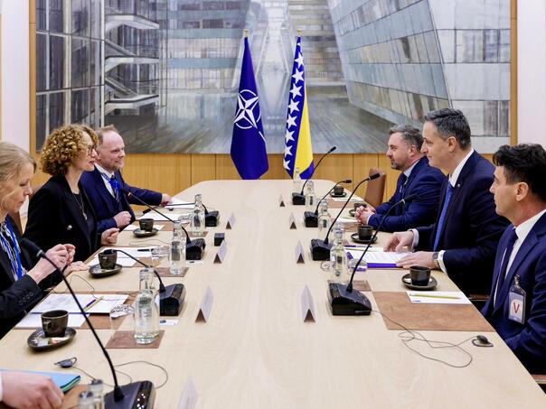 Bećirović optimističan, NATO oprezan: BiH ima uslove za članstvo?