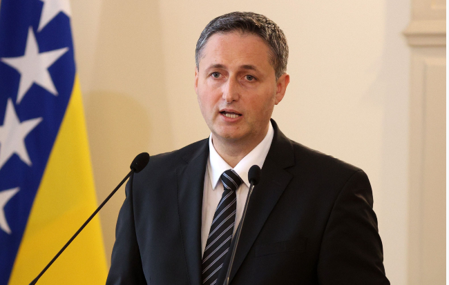 Bećirović osudio napade na reisa Kavazovića i odgovorio Dodiku