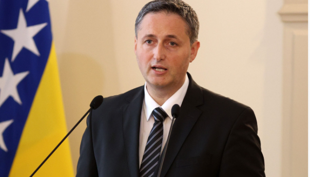 Bećirović osudio napade na reisa Kavazovića i odgovorio Dodiku