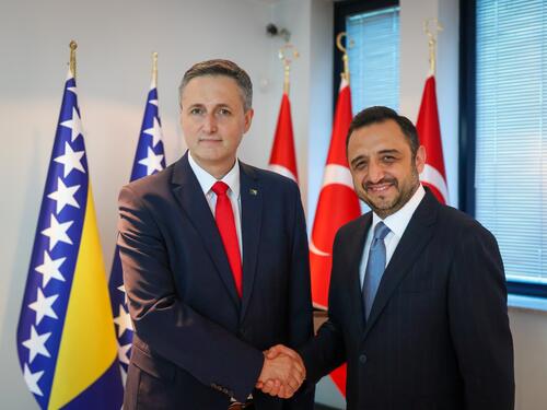 Bećirović osudio pokušaj puča u Turskoj: Herojski zaustavljen državni udar!