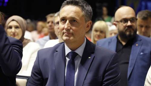 Bećirović: Režimski kadrovi žele uvesti medijski mrak u BiH