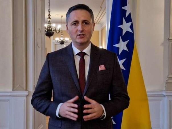 Bećirović otkrio detalje sa sjednice: Pominjao Dodika i Miloševića