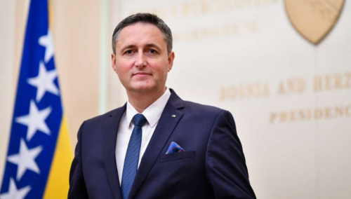 Bećirović: Ovaj Božić nek bude obilježen u duhu viševjekovne tradicije međusobnog uvažavanja u BiH