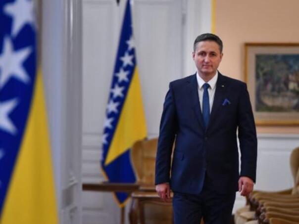 Bećirović podnio zahtjev za ocjenu ustavnosti Zakona o zastavi, grbu i himni u RS-u