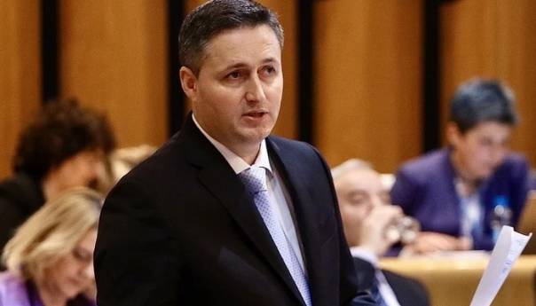 Bećirović pozvao lidere na formiranje pokreta za odbranu BiH