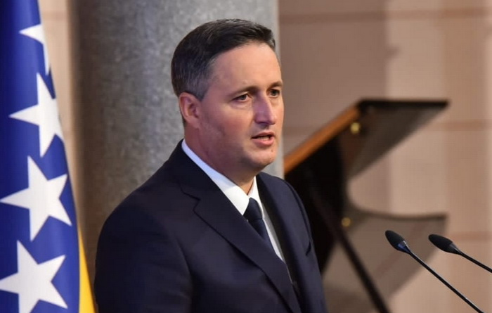 Bećirović pozvao Sattlera: Predložite sankcije Dodiku i suradnicima