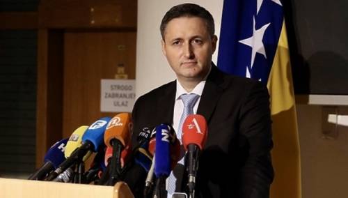 Bećirović: Predlažem migrantski centar u dvorištu Milorada Dodika