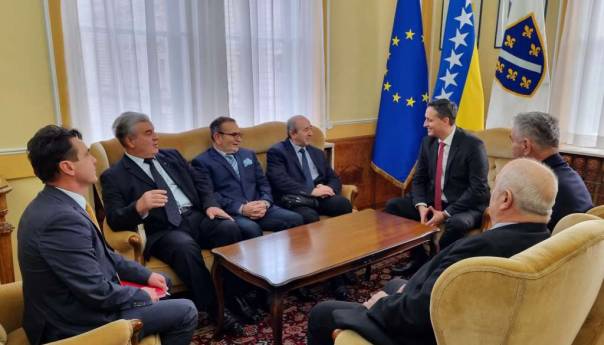 Bećirović primio delegaciju Udruženja generala Bosne i Hercegovine
