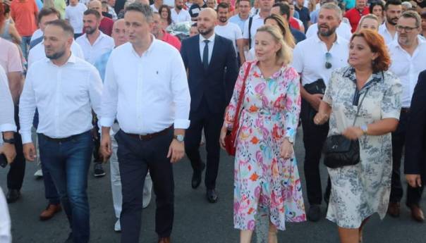 Bećirović: Prioritet je povezati Sarajevo sa Bihaćem i Krajinom