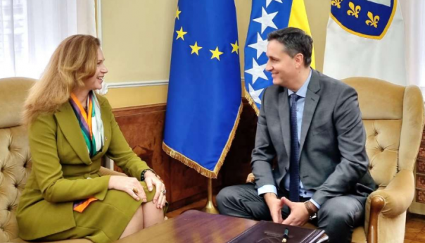 Bećirović razgovarao s rezidentnom koordinatoricom UN-a za BiH Ingrid Macdonald