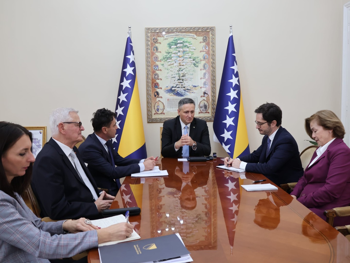 Bećirović s ambasadorom Francuske o predstojećem sastanku s Macronom