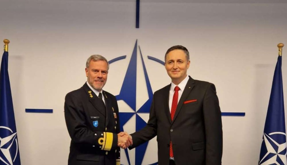 Bećirović s Bauerom o ubrzanju puta BiH ka NATO-u